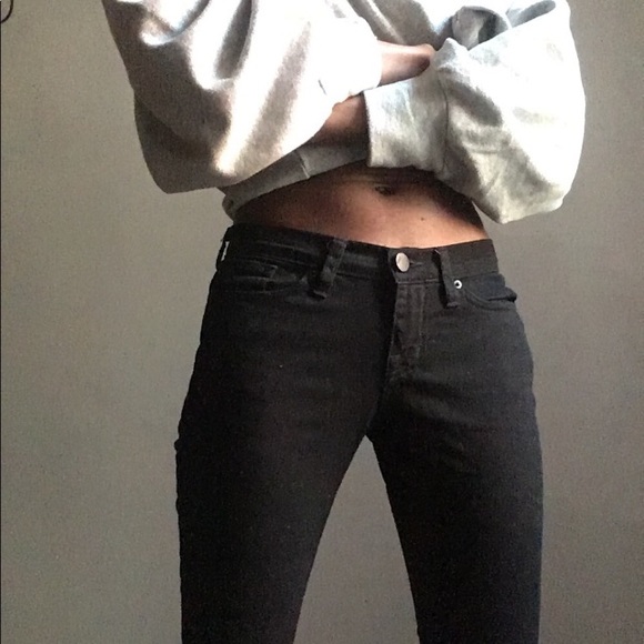 Denim - Picture 4 of 5